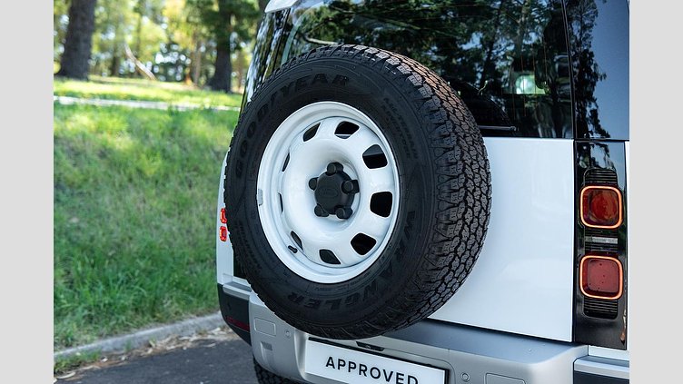 2023 Approved Land Rover Defender 90 Fuji White D250 AWD AUTOMATIC S