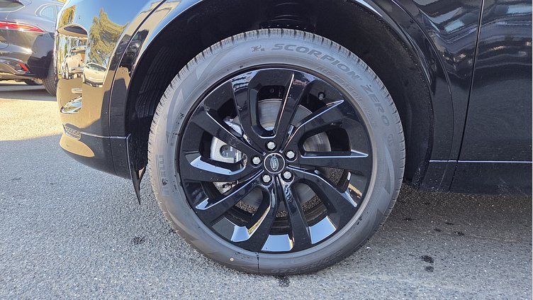 2025 Approved Land Rover Discovery Sport Santorini Black P250 P250 Dynamic SE
