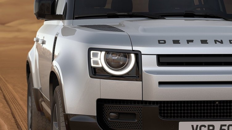 2024 Approved Land Rover Defender 110 Hakuba Silver D300 AWD AUTOMATIC X-DYNAMIC SE