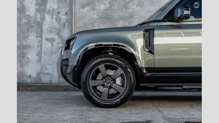 2025 Approved Land Rover Defender 130 Pangea Green D350 Diesel Mild Hybrid X-Dynamic SE