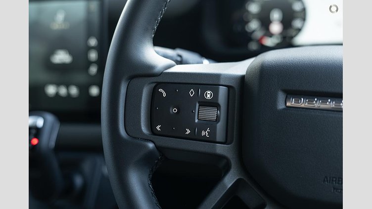 2025 Approved Land Rover Defender 110 Fuji White D350 Diesel Mild Hybrid X-Dynamic SE