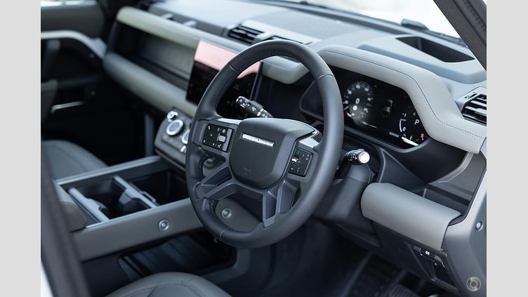 2025 Approved Land Rover Defender 110 Fuji White D350 Diesel Mild Hybrid X-Dynamic SE