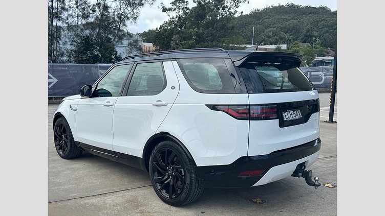 2021 Approved Land Rover Discovery Fuji White D300 AWD AUTOMATIC R-DYNAMIC S
