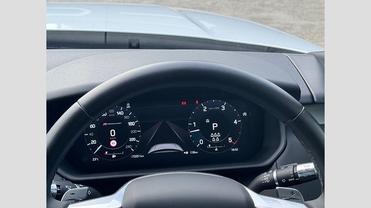 2021 Approved Land Rover Discovery Fuji White D300 AWD AUTOMATIC R-DYNAMIC S