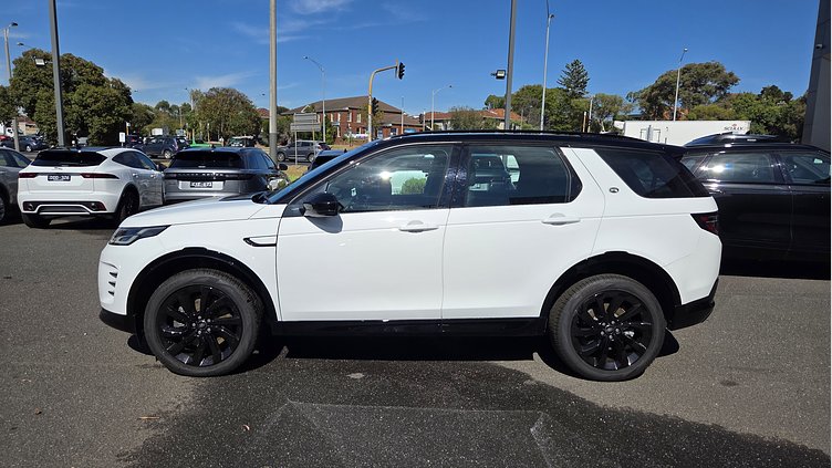 2024 Approved Land Rover Discovery Sport Fuji White P250 Petrol P250 Dynamic SE