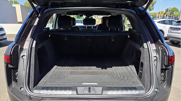 2024 Approved Land Rover Range Rover Sport Charente Grey D300 Diesel Mild Hybrid D300 Dynamic SE