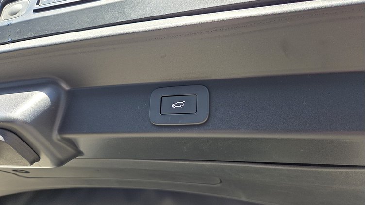 2024 Approved Land Rover Range Rover Sport Charente Grey D300 Diesel Mild Hybrid D300 Dynamic SE