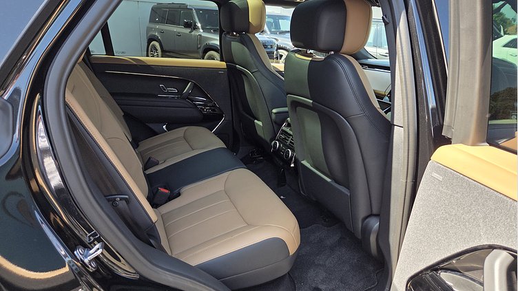 2024 Approved Land Rover Range Rover Sport Santorini Black P400 Petrol Mild Hybrid P400 Dynamic HSE
