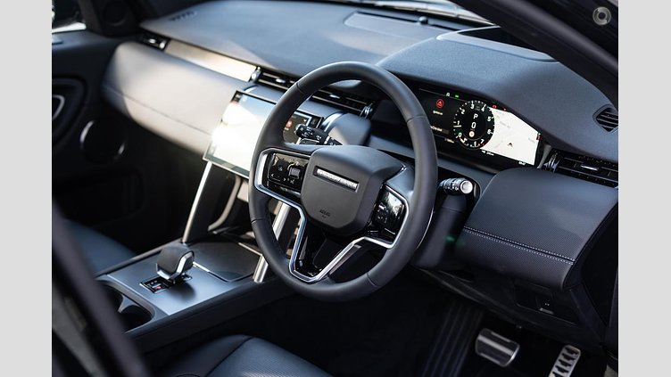 2025 Approved Land Rover Discovery Sport Santorini Black P250 Standard Wheelbase Dynamic SE