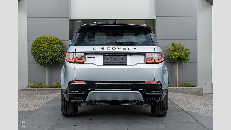 2024 New Land Rover Discovery Sport Hakuba Silver P250 Standard Wheelbase Dynamic SE