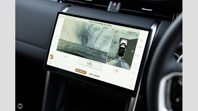 2024 New Land Rover Discovery Sport Santorini Black P300e Petrol Plug-in Hybrid Standard Wheelbase Dynamic SE
