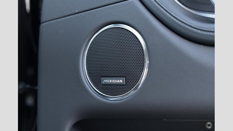 2024 New Land Rover Discovery Sport Santorini Black P300e Petrol Plug-in Hybrid Standard Wheelbase Dynamic SE