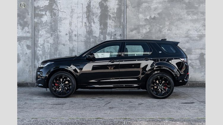 2024 New Land Rover Discovery Sport Santorini Black P300e Petrol Plug-in Hybrid Standard Wheelbase Dynamic SE