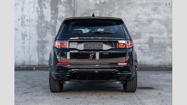 2024 New Land Rover Discovery Sport Santorini Black P300e Petrol Plug-in Hybrid Standard Wheelbase Dynamic SE