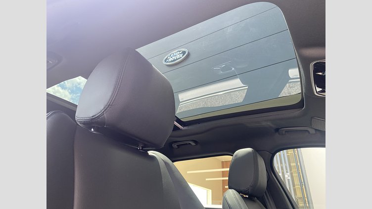 2025 New Land Rover Range Rover Velar Santorini Black P250 Petrol Standard Wheelbase Dynamic SE