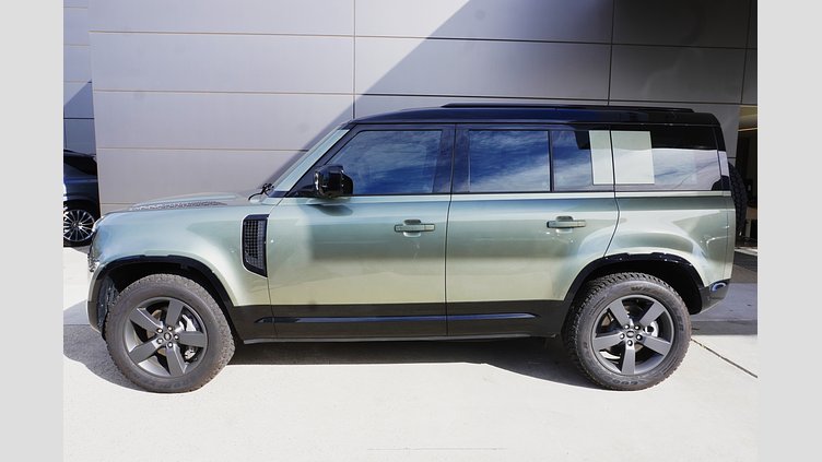 2025 Approved Land Rover Defender 110 Pangea Green D350 Diesel Mild Hybrid X-Dynamic SE