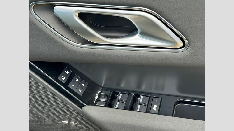 2024 Approved Land Rover Range Rover Velar Zadar Grey P250 Petrol Dynamic SE