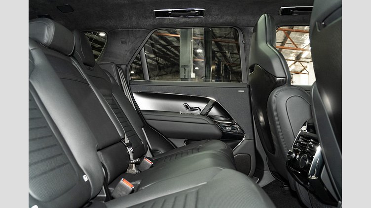 2024 Approved Land Rover Range Rover Sport Carbon Bronze in Matte Finish P635 - 4.4 litre 8-cylinder 467kW Twin Turbocharged Petrol MHEV (Automatic) P635 SV Edition One - 24MY