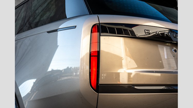 2025 New Land Rover Range Rover Batumi Gold D350 Diesel Mild Hybrid Long Wheelbase Seven Seats Autobiography