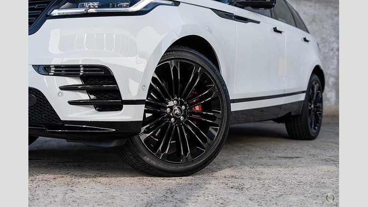 2025 Approved Land Rover Range Rover Velar Fuji White P250 Petrol Standard Wheelbase Dynamic SE