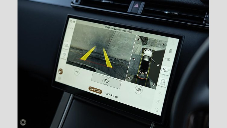 2025 Approved Land Rover Range Rover Velar Fuji White P250 Petrol Standard Wheelbase Dynamic SE