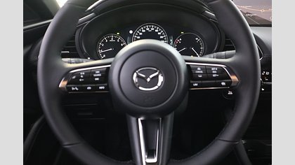 2025 Uusi Mazda 3 Soul Red Crystal 2.5 M Hybrid e-Skyactiv G AT Centre-line (8)