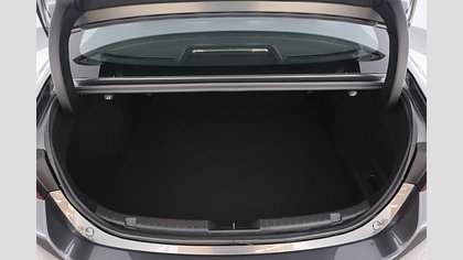 2025 Uusi Mazda 3 Machine Gray 2.5 M Hybrid e-Skyactiv G MT Centre-line (13)