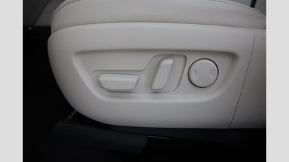 2025 Uusi Mazda CX-60 Deep Crystal Blue 2.5 PHEV 8AT Takumi Plus (13)