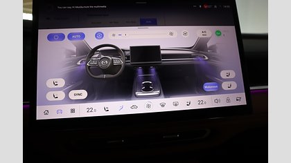 2025 Uusi Mazda 6e Deep Crystal Blue 68,8 kWh Takumi Plus (11)