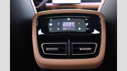 2025 Uusi Mazda 6e Deep Crystal Blue 68,8 kWh Takumi Plus (19)