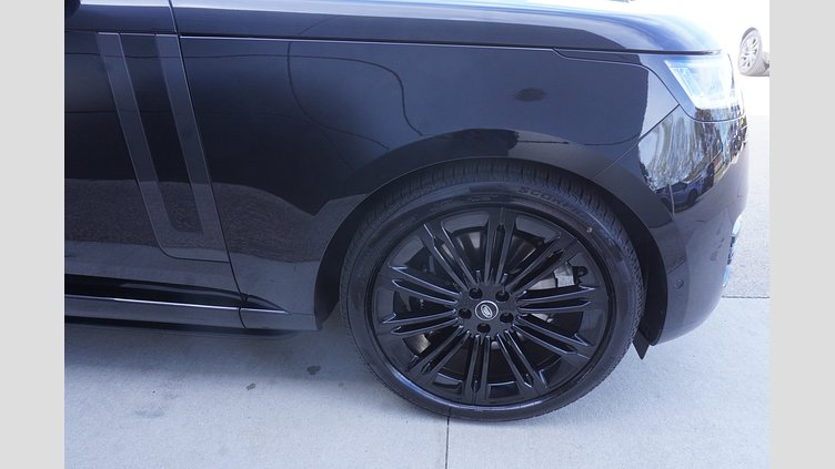 2025 Approved Land Rover Range Rover Santorini Black P530 Petrol Mild Hybrid Standard Wheelbase HSE