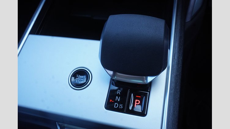 2025 Approved Land Rover Range Rover Santorini Black P530 Petrol Mild Hybrid Standard Wheelbase HSE