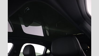 2025 Uusi Mazda 6e Soul Red Crystal 68,8 kWh Takumi (13)