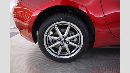 2025 Uusi Mazda MX-5 Soul Red Crystal Soft-top 1.5 (132hv) Skyactiv-G -engine Exclusive-line MT (14)
