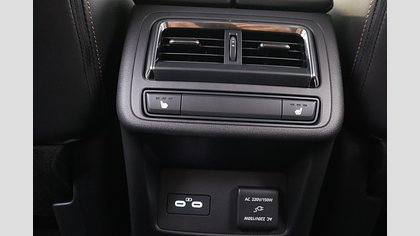 2025 Uusi Mazda CX-60 Arctic White 2.5 PHEV 8AT AWD 327 HV Homura Convenience & Sound (17)