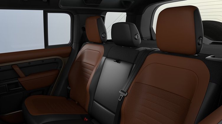 2025 New Land Rover Defender 110 Charente Grey P635 Petrol V8 Mild Hybrid OCTA