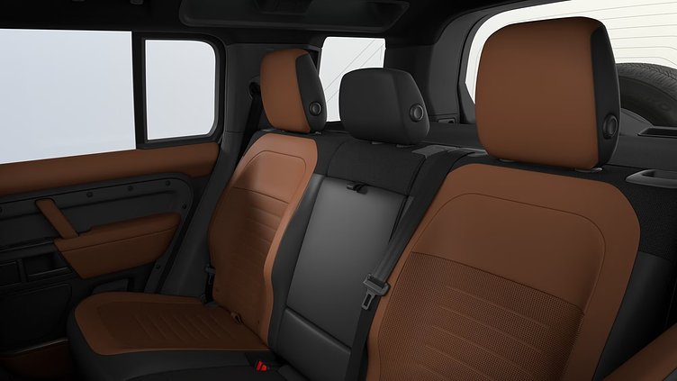 2025 New Land Rover Defender 110 Petra Copper P635 Petrol V8 Mild Hybrid OCTA OCTA