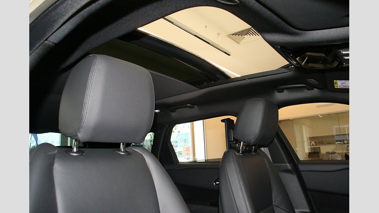 2025 New Land Rover Range Rover Velar Batumi Gold P250 Petrol Standard Wheelbase Dynamic SE