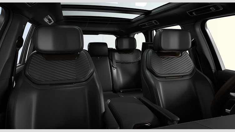 2026 New Land Rover Range Rover Narvik Black P615 Petrol Mild Hybrid Standard Wheelbase SV Black