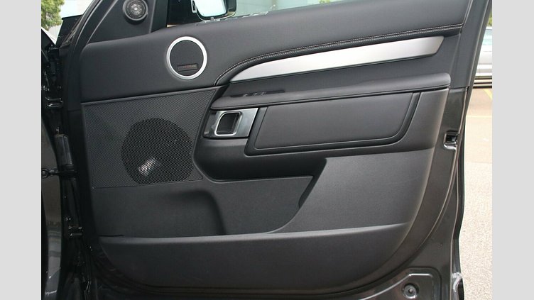 2025 Approved Land Rover Discovery Carpathian Grey D350 Diesel Mild Hybrid Dynamic SE