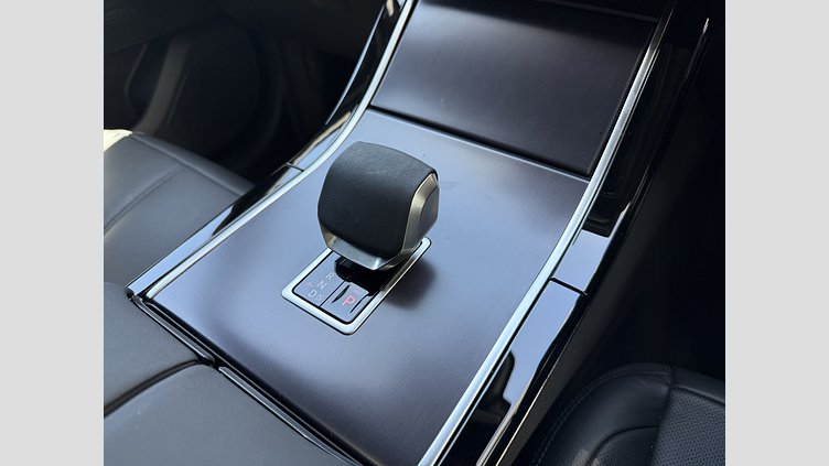 2025 Approved Land Rover Range Rover Velar Fuji White P250 Petrol Standard Wheelbase Dynamic SE