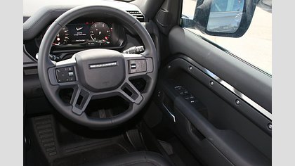 Defender 110 6
