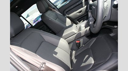 Defender 110 9
