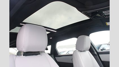 Range Rover Velar 17