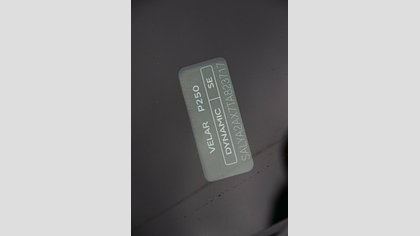 Range Rover Velar 21