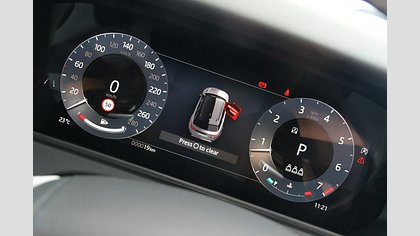 Range Rover Velar 13