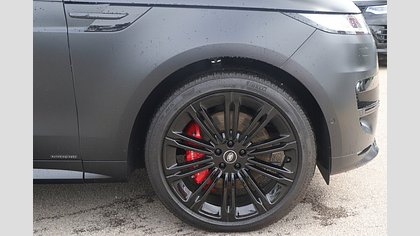Range Rover Sport 8
