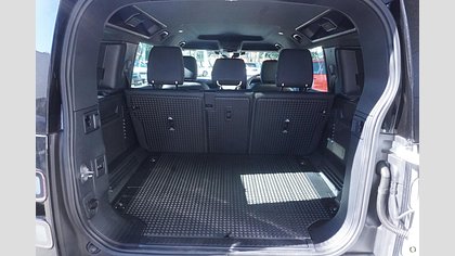 Defender 110 4