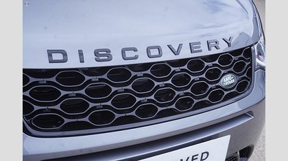 Discovery Sport 9