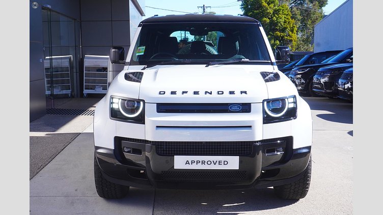 2025 Approved Land Rover Defender 110 Fuji White D350 Diesel Mild Hybrid X-Dynamic SE
